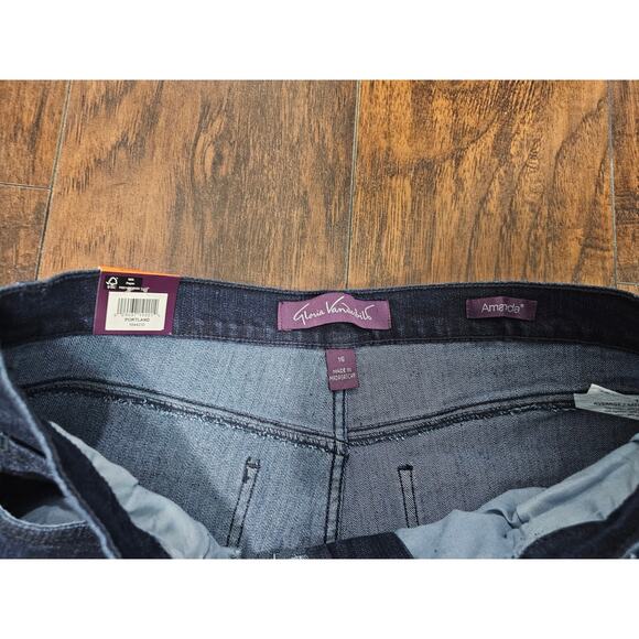 Gloria Vanderbilt Jeans Tapered Leg High Rise Jeans Size 16 Average Blue New - Picture 2 of 3